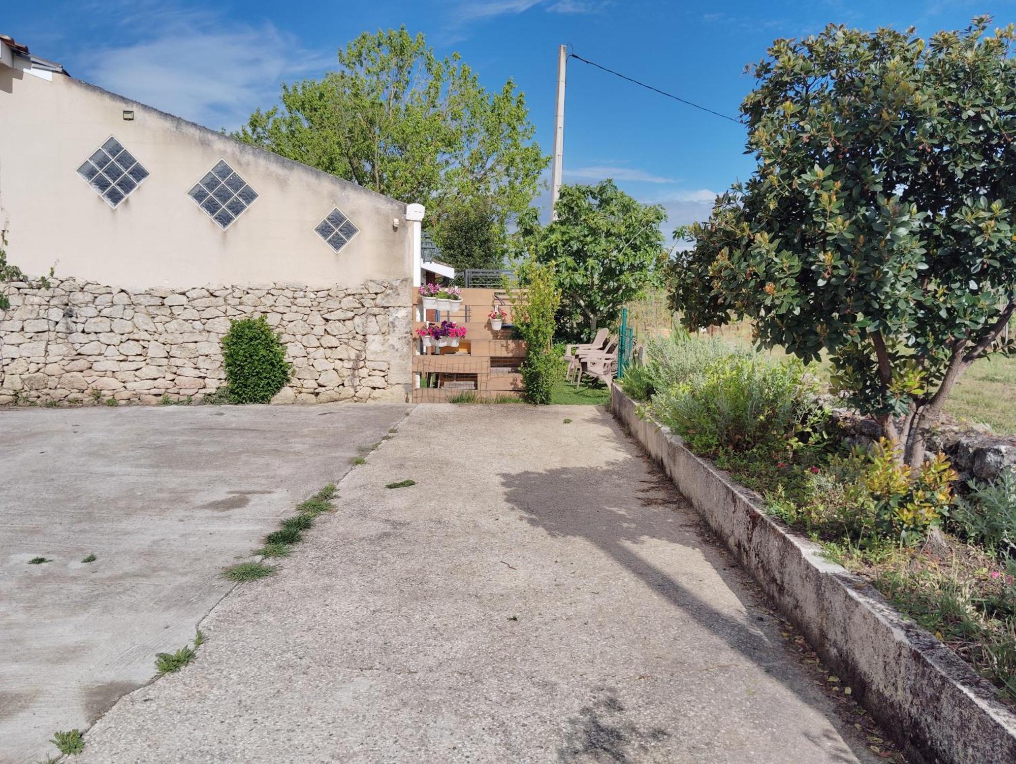 Gite L'Edenwine Doulezon ภายนอก รูปภาพ